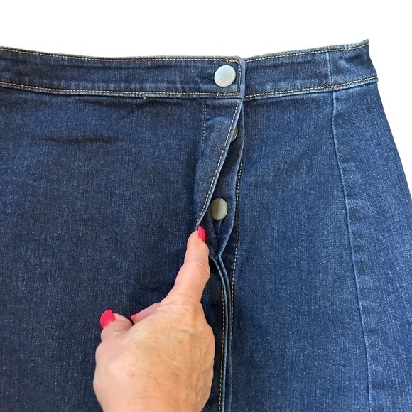 Loft Outlet Dark Wash Denim Skirt w/ Hidden Buttons Placket - Picture 3 of 10